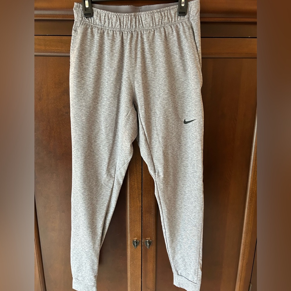 Nike men’s grey joggers